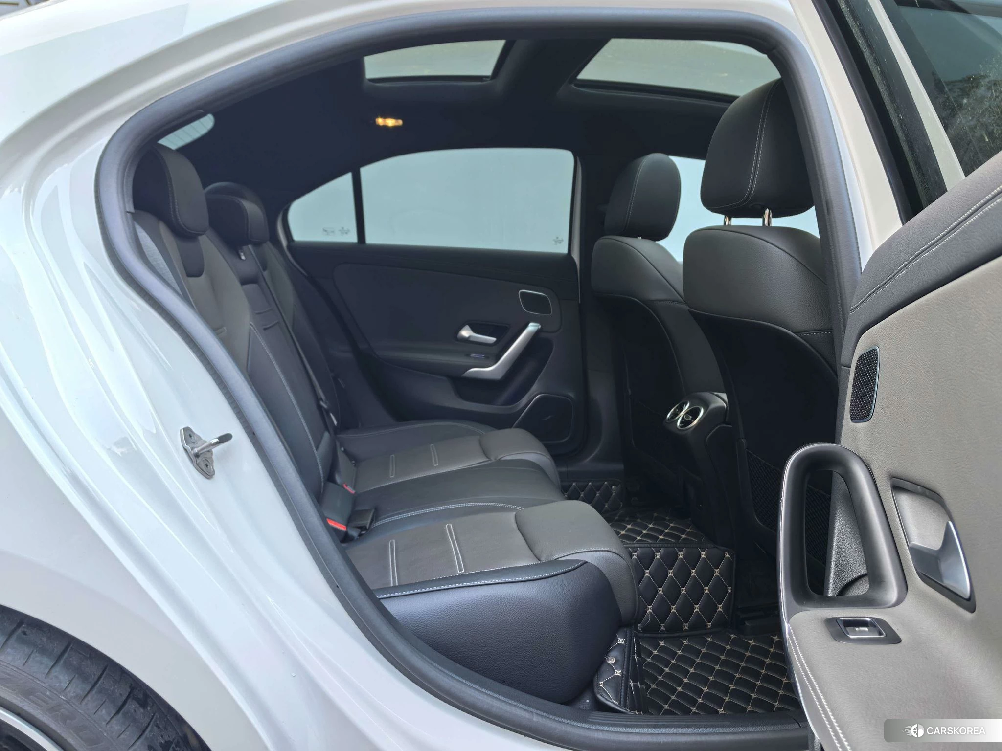 Mercedes-Benz Class A AMG id 4421019 из Китая 15