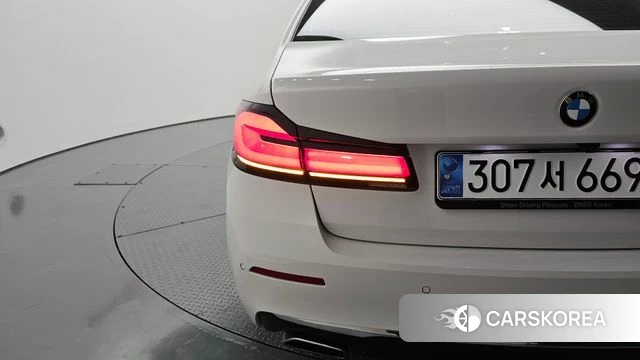 BMW 5 Series (G30) id 4294027 из Кореи 15