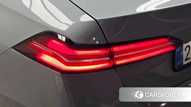 BMW 5 Series (G60) id 4532956 из Кореи 15