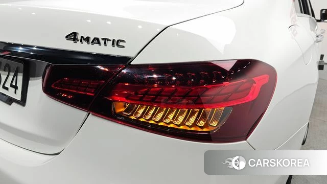 Mercedes-Benz E-Class W213 id 4231711 из Кореи 15