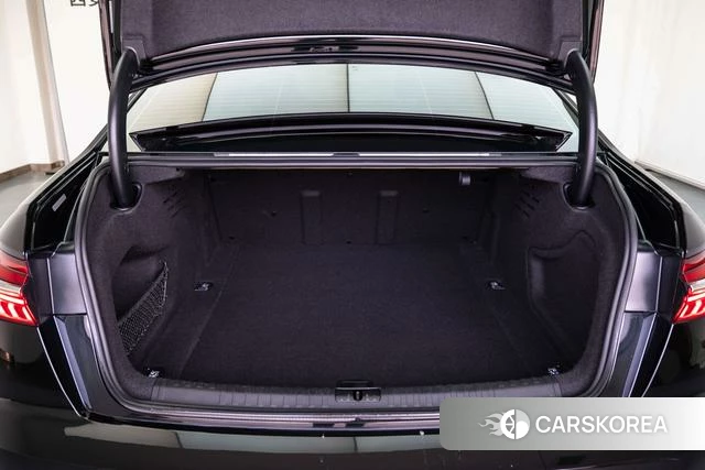 Audi A6L id 4272500 из Китая 15