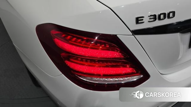 Mercedes-Benz E-Class W213 id 4294690 из Кореи 15