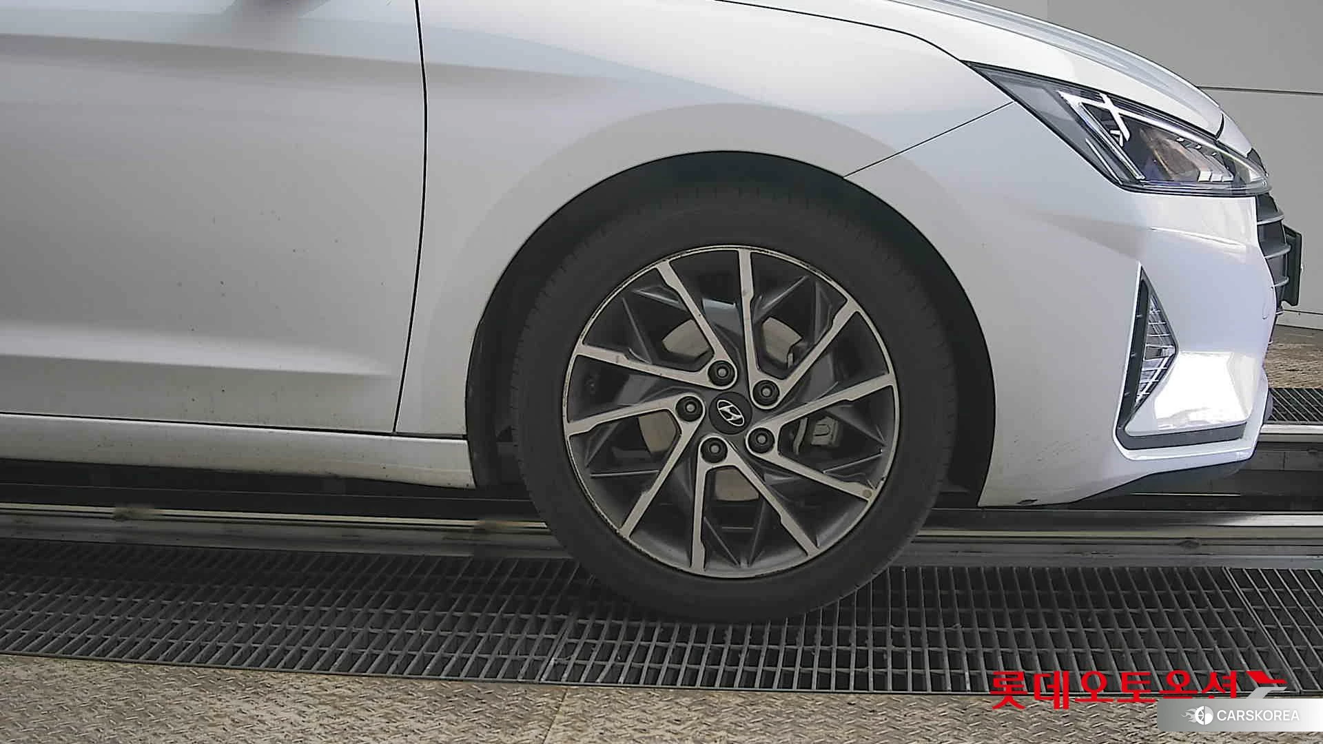 Hyundai Avante id 3869284 из Кореи 15