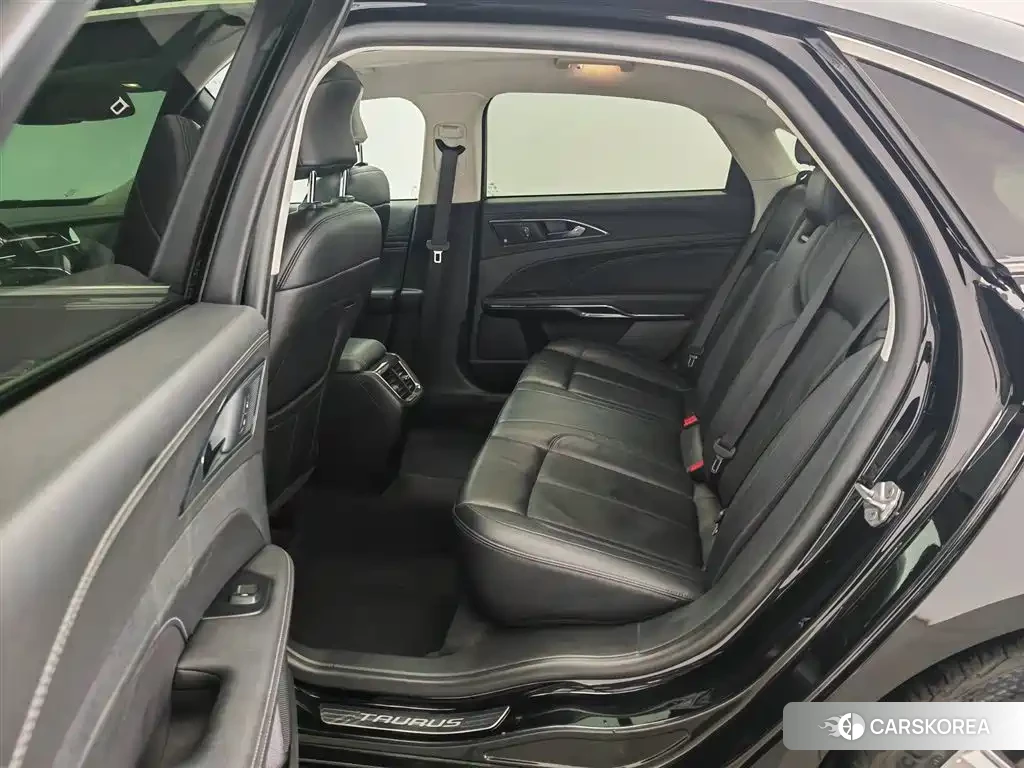 Ford Taurus id 4547494 из Китая 15