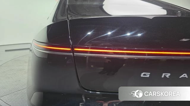 Hyundai Grandeur (GN7) id 4382232 из Кореи 15