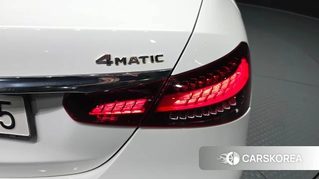 Mercedes-Benz E-Class W213 id 4793802 из Кореи 15