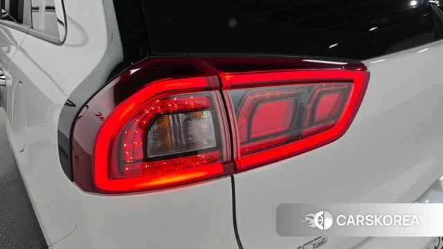 Kia Niro id 4873482 из Кореи 15