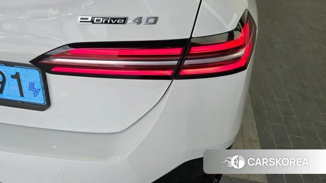 BMW i5 (G60) id 4308346 из Кореи 15