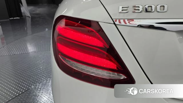 Mercedes-Benz E-Class W213 id 4225375 из Кореи 15