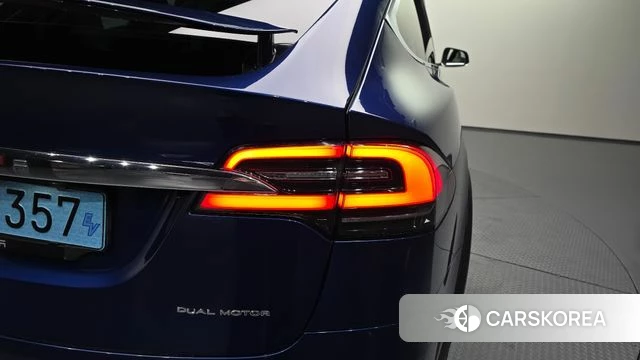 Tesla Model X id 4384395 из Кореи 15
