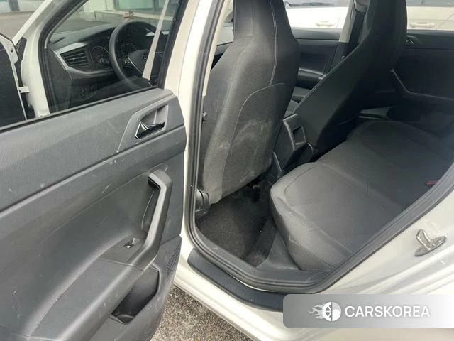 Volkswagen Polo id 4258505 из Китая 15
