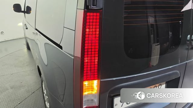 Hyundai Staria id 4687569 из Кореи 15