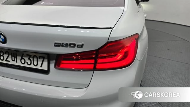 BMW 5 Series (G30) id 4285427 из Кореи 15