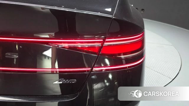 Genesis G90 (RS4) id 4618468 из Кореи 15
