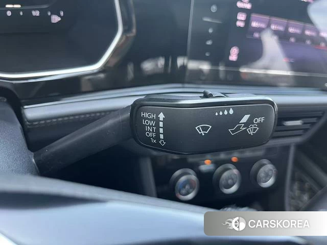 Volkswagen Sagitar id 4392021 из Китая 15