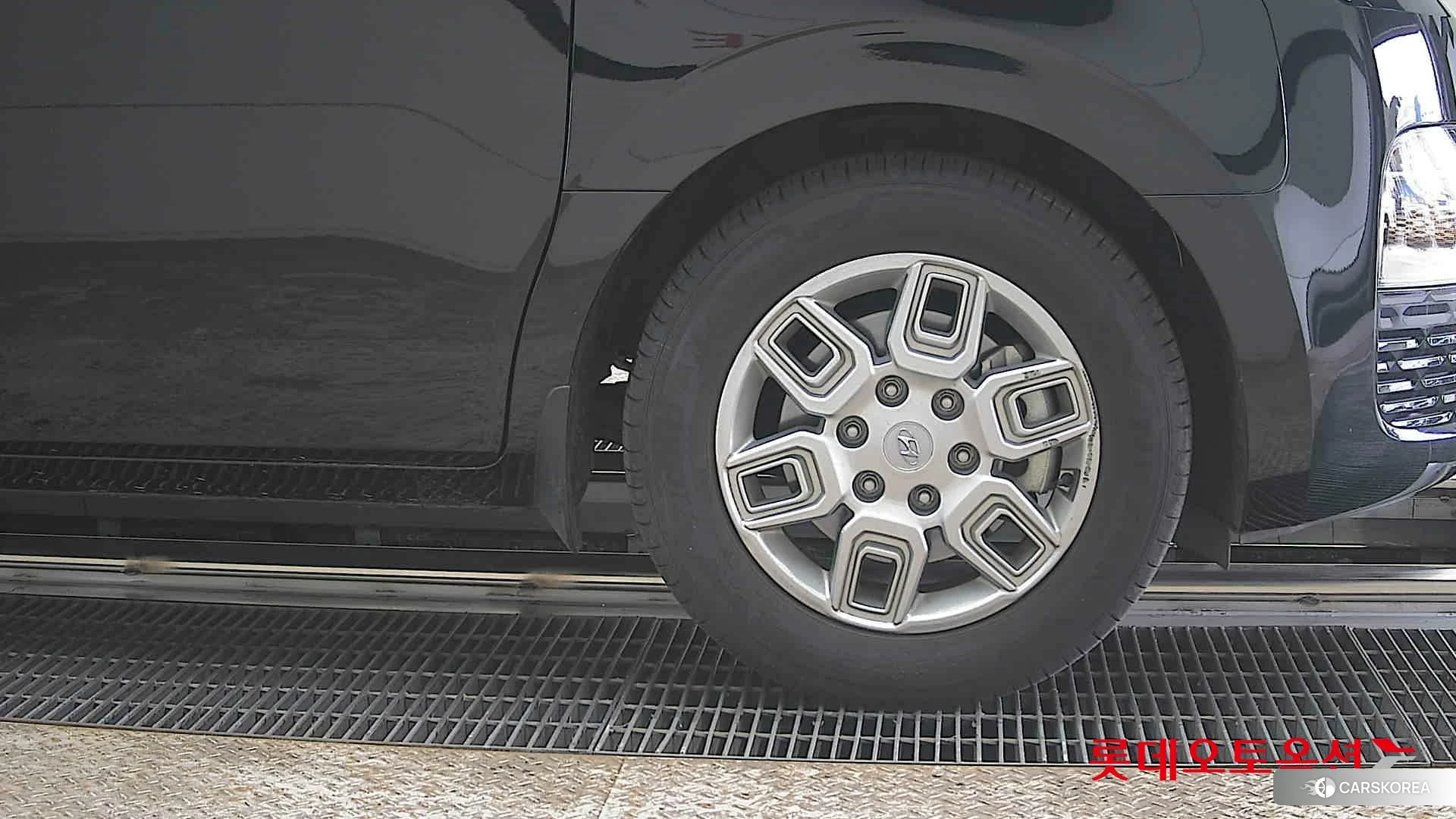 Hyundai Staria id 3869256 из Кореи 15