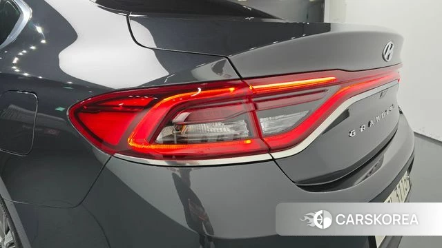 Hyundai Grandeur IG id 4251169 из Кореи 15