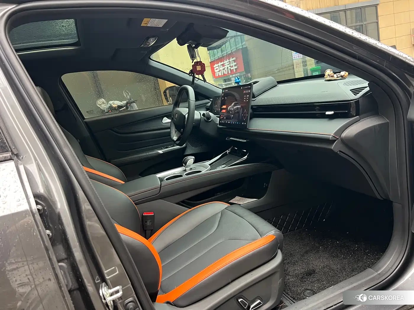 Chang'an Changan UNI-V id 4547939 из Китая 15