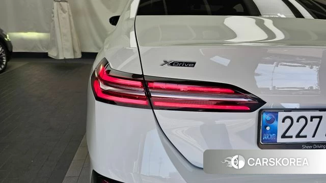 BMW 5 Series (G60) id 4493813 из Кореи 15