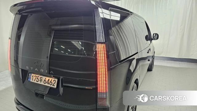 Hyundai Staria id 4329652 из Кореи 15