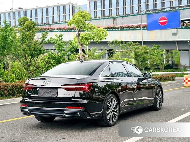 Audi A6L id 4300993 из Китая 15