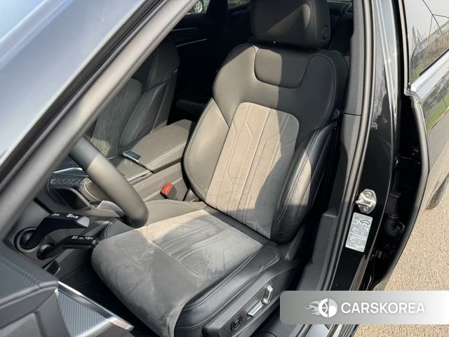 Audi A6L id 4259389 из Китая 15