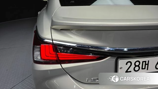 Lexus ES300h 7th generation id 4837063 из Кореи 15