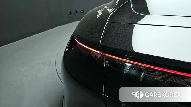 Porsche Taycan id 4244517 из Кореи 15