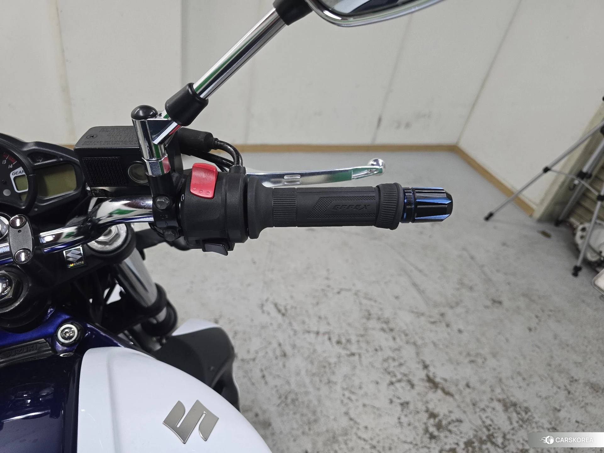 Suzuki GLADIUS 400 ABS id 4192832 из Японии 15