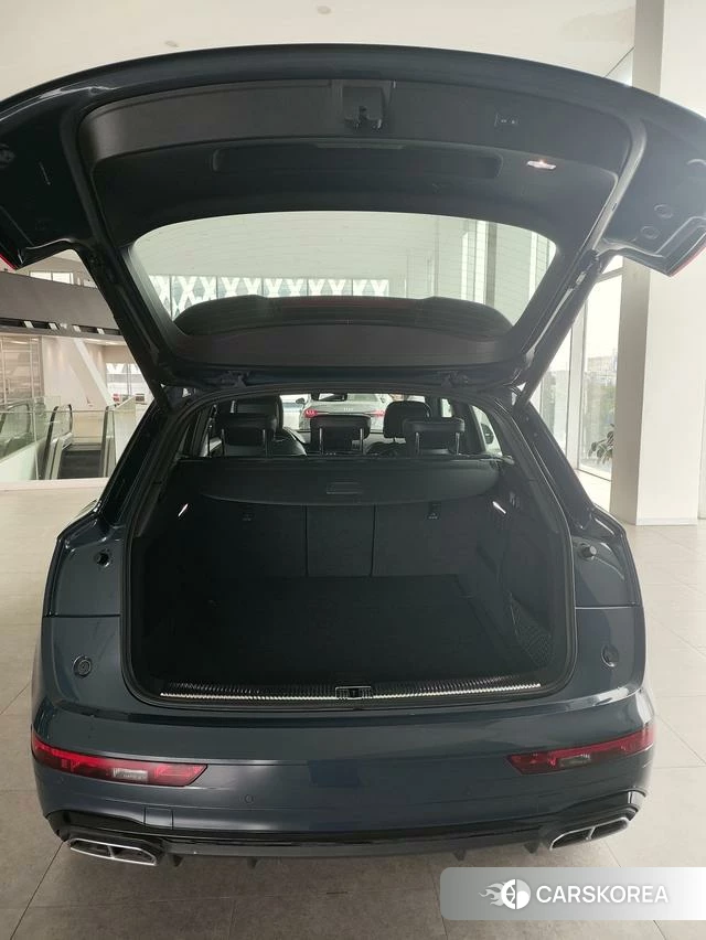 Audi Q5L id 4239913 из Китая 15