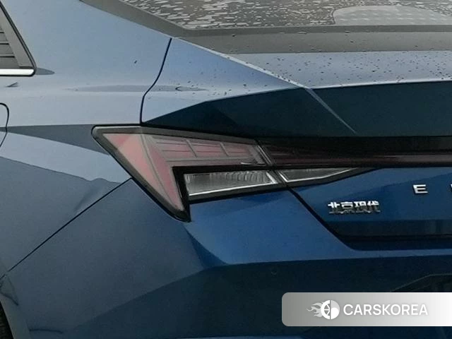 Hyundai Elantra id 4374614 из Китая 15