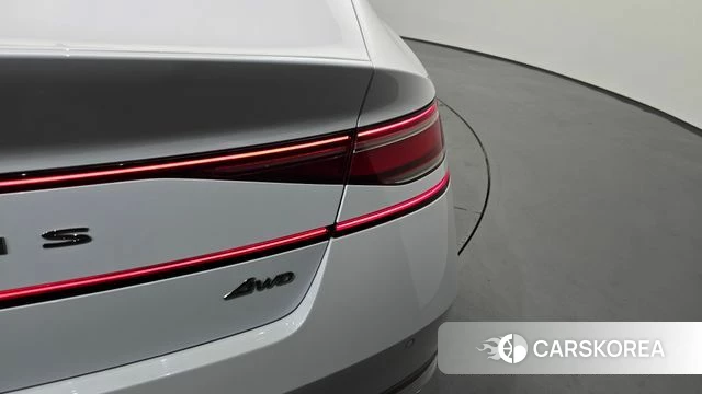 Genesis G90 (RS4) id 4591932 из Кореи 15
