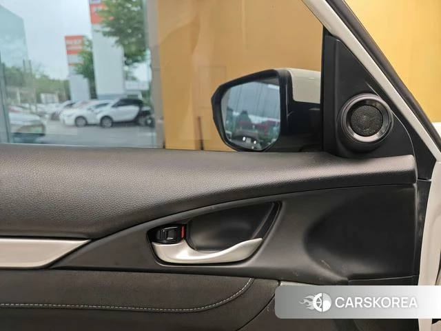 Honda Civic id 4260355 из Китая 15