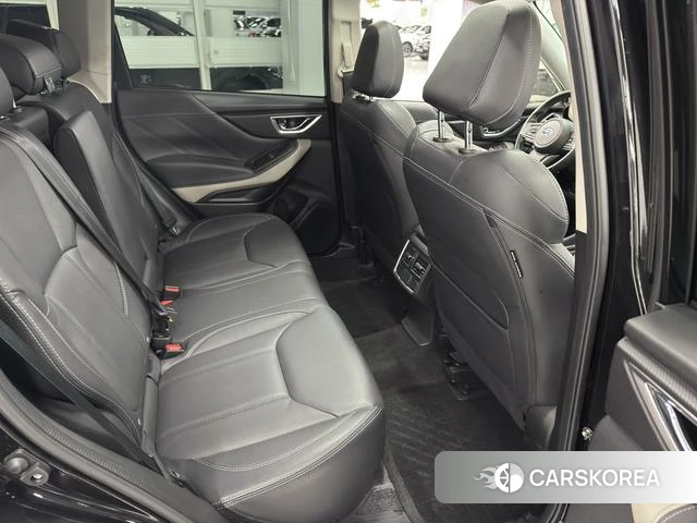 Subaru FORESTER Forester id 3856918 из Китая 15