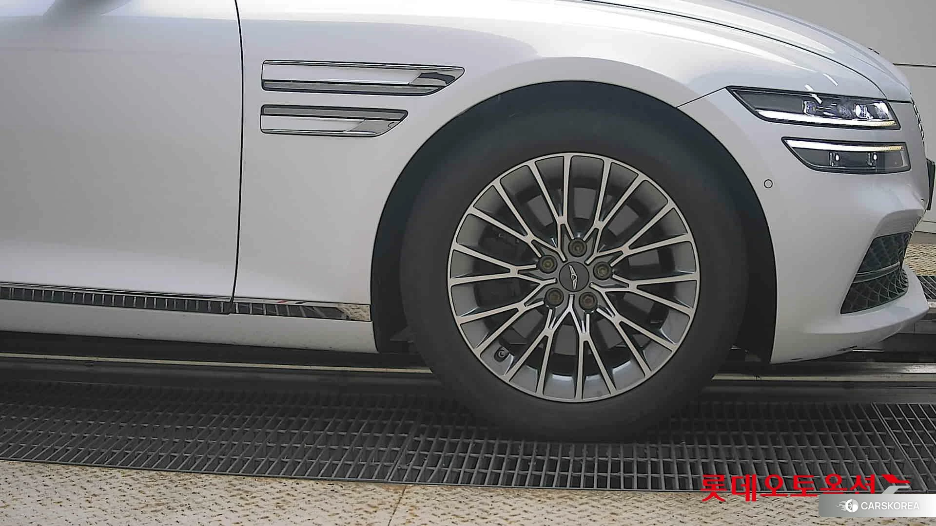 Hyundai G80 id 4902482 из Кореи 15