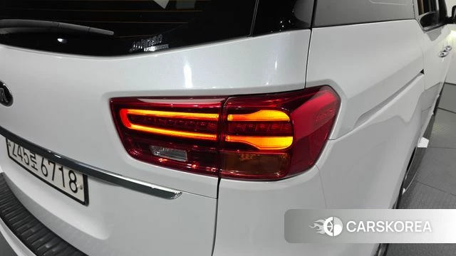 Kia The New Carnival id 4465626 из Кореи 15
