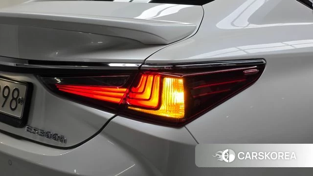 Lexus ES300h 7th generation id 4899635 из Кореи 15