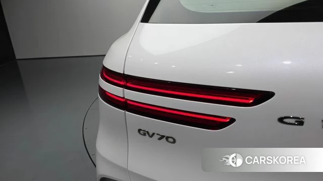 Genesis GV70 id 4350105 из Кореи 15