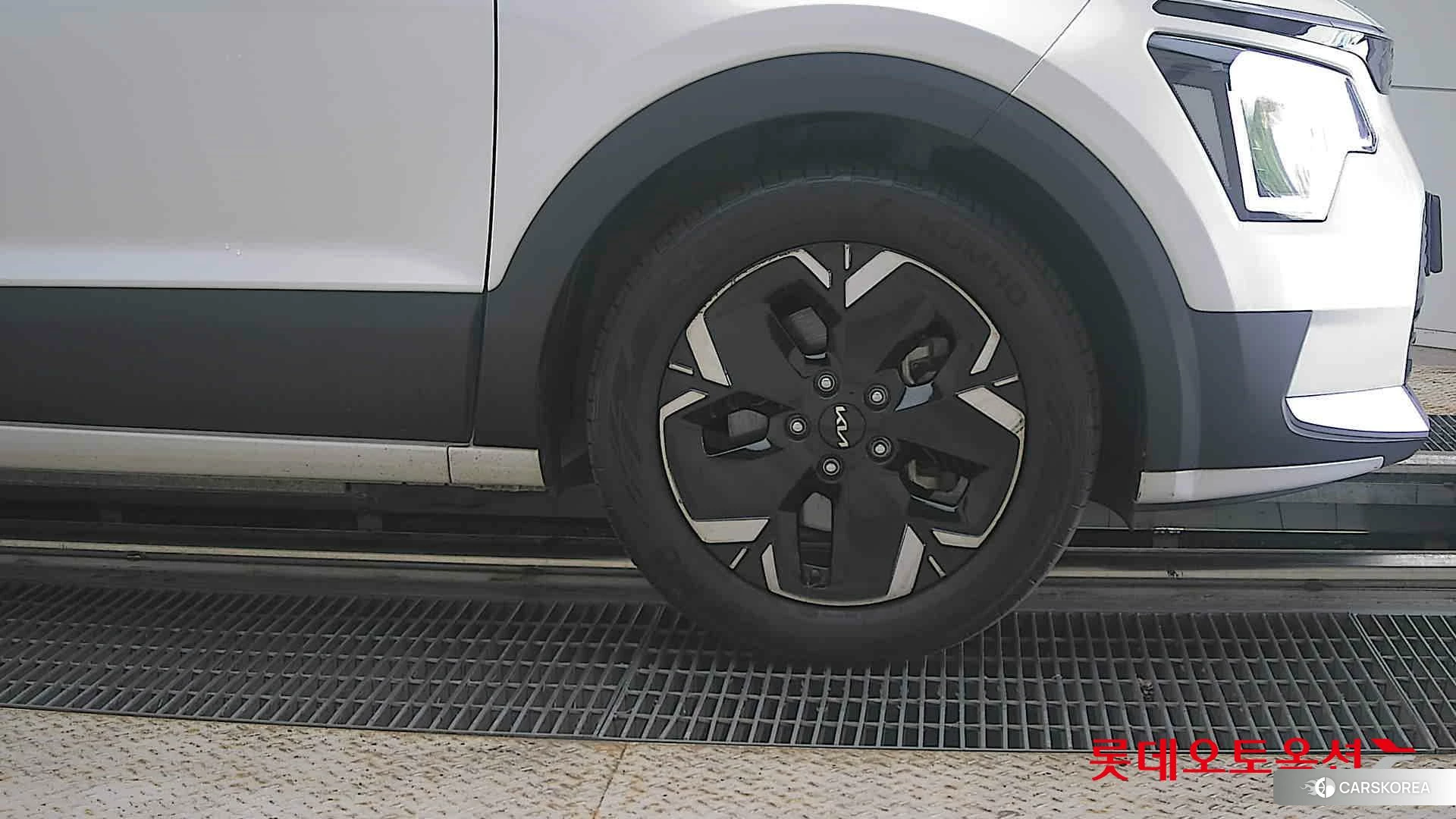 Kia Niro EV id 4498429 из Кореи 15