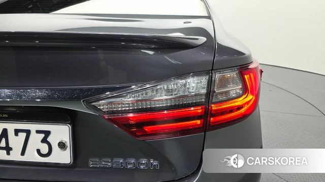 Lexus New ES300h id 4642976 из Кореи 15