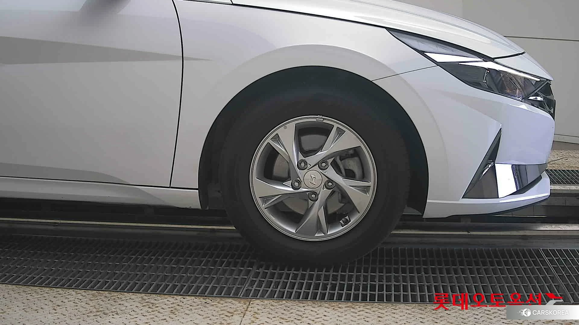 Hyundai Avante id 4902495 из Кореи 15