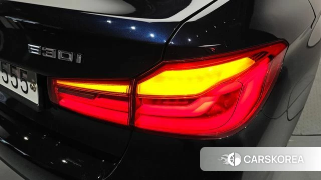 BMW 5 Series (G30) id 4684094 из Кореи 15