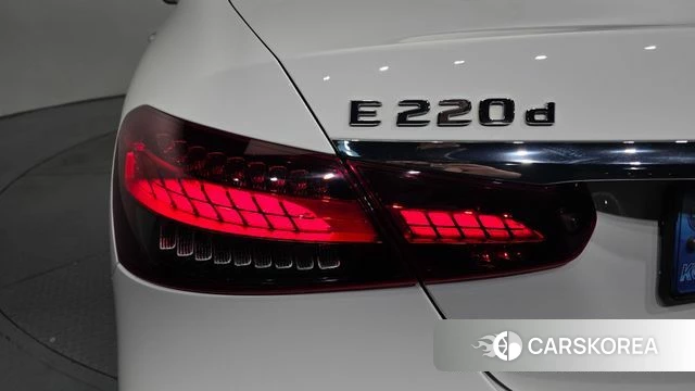 Mercedes-Benz E-Class W213 id 4542565 из Кореи 15