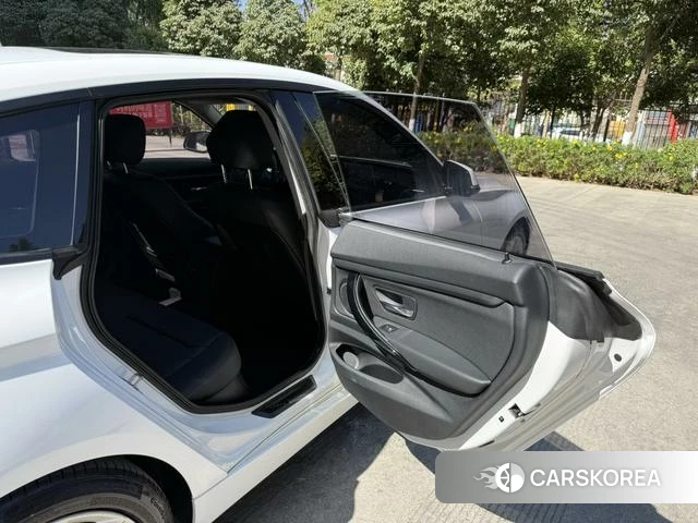 BMW 3 series GT id 3857922 из Китая 15