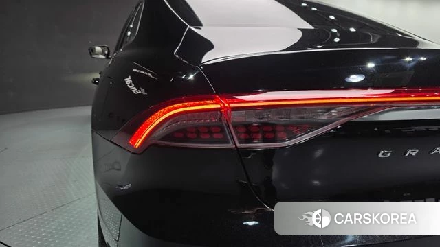 Hyundai The New Grandeur IG Hybrid id 4395877 из Кореи 15