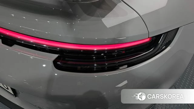 Porsche 911(992) id 4529252 из Кореи 15