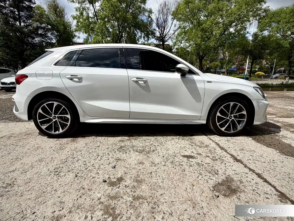 Audi A3 id 4583639 из Китая 15