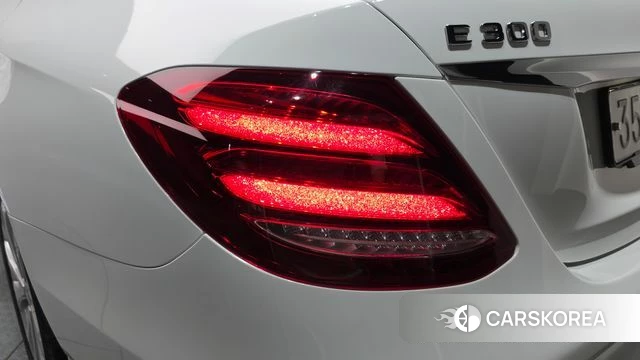 Mercedes-Benz E-Class W213 id 4785225 из Кореи 15