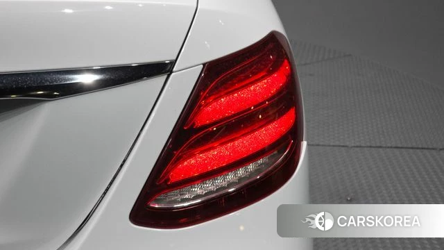 Mercedes-Benz E-Class W213 id 4543374 из Кореи 15
