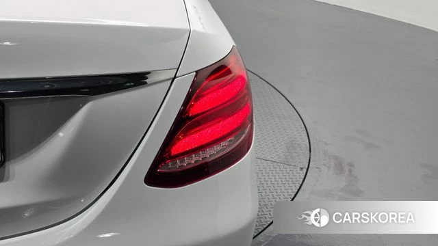 Mercedes-Benz E-Class W213 id 4651771 из Кореи 15